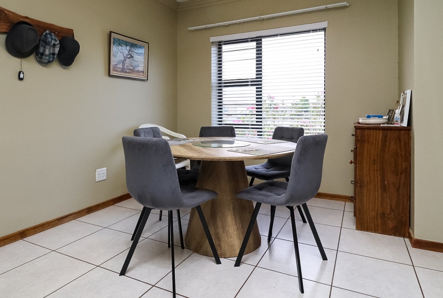 1 Bedroom Property for Sale in Wilkoppies North West